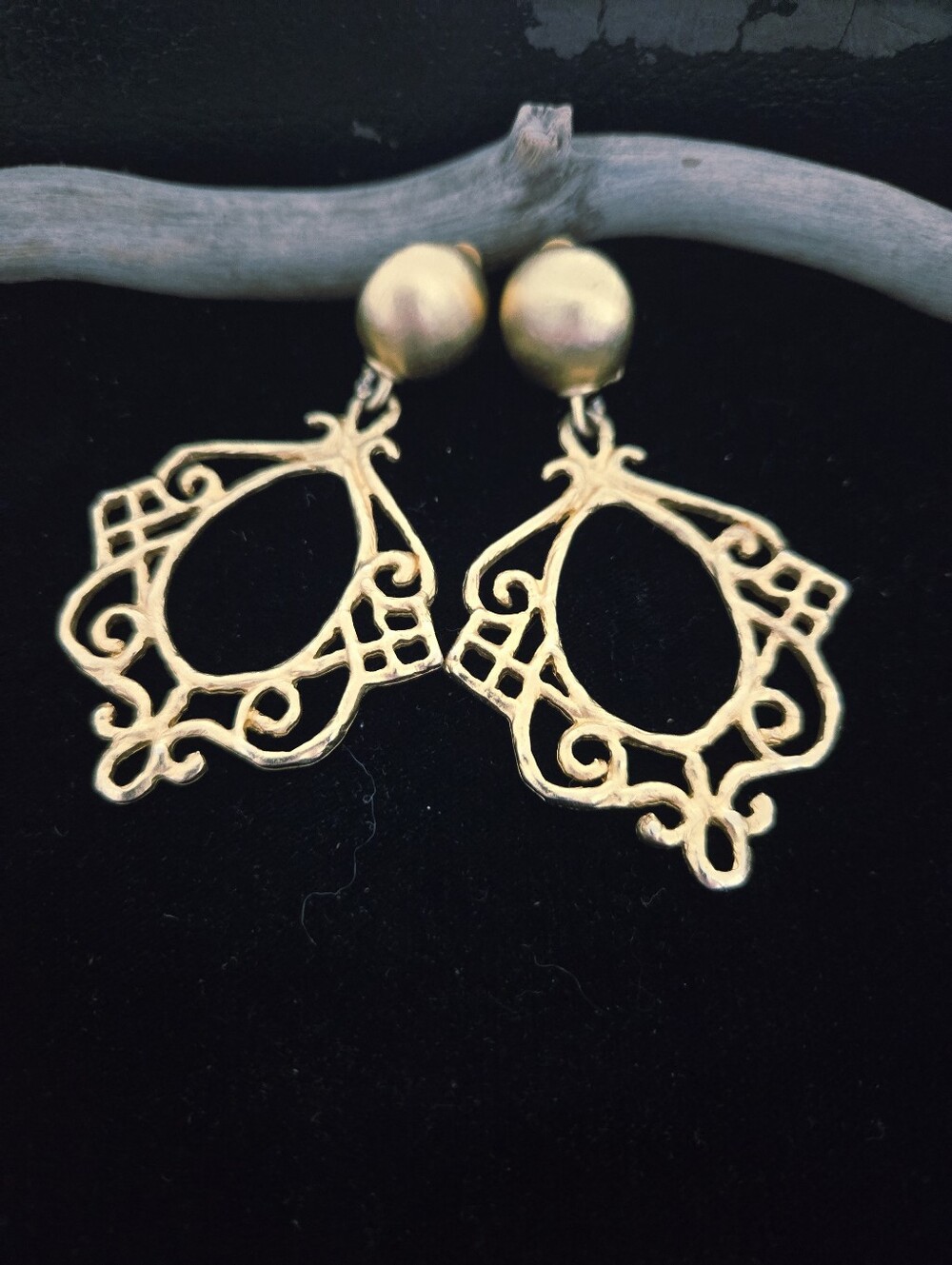 Vintage Matte Gold Filigree Drop Earrings - Elegant Women Jewelry